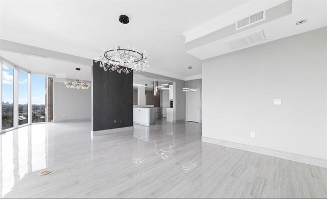 Building Photo - 3333 Allen Pkwy