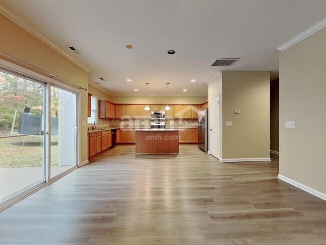 Building Photo - 5160 Busted Rock Trl