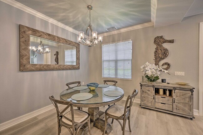 Building Photo - 9117 Chula Vista St