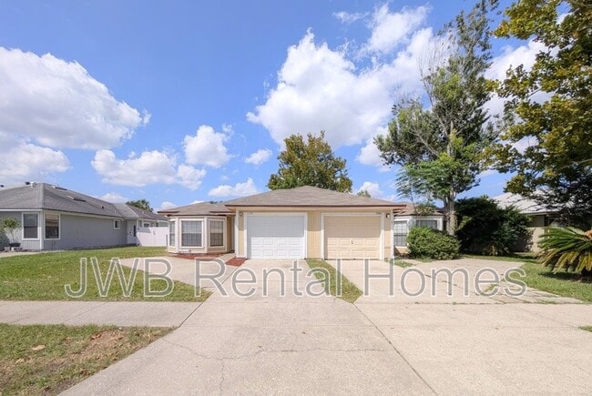 Primary Photo - 2390 Ironstone Dr E
