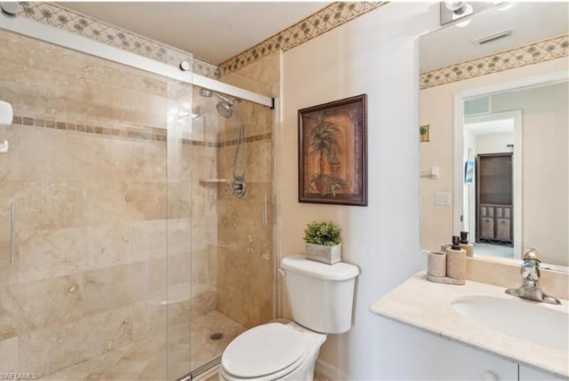 Building Photo - 4644 Varsity Cir