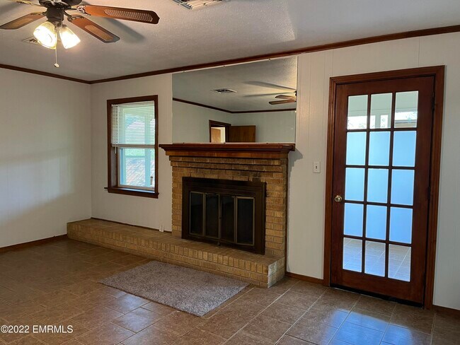 Building Photo - 3509 Causeyville Rd