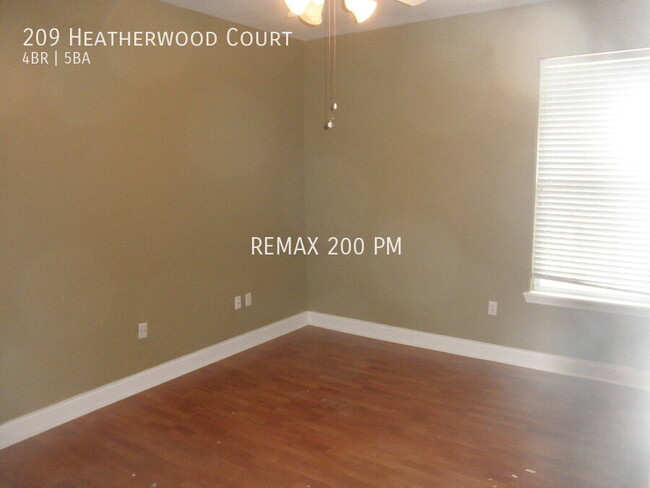 Building Photo - 209 Heatherwood Ct