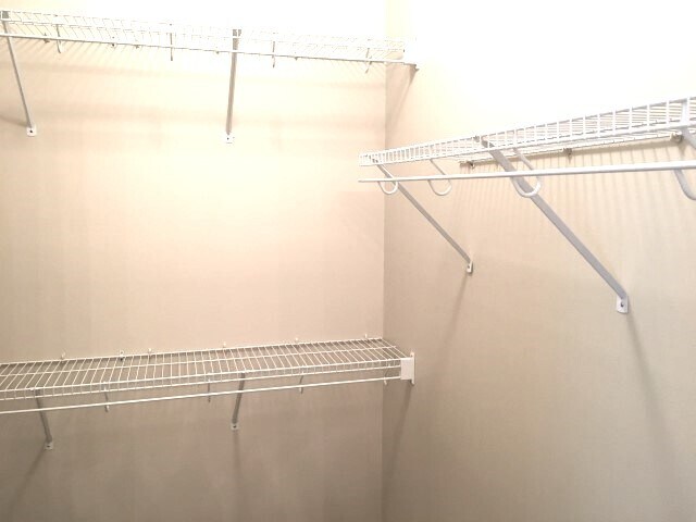 Building Photo - 90 Summer Hill Ct