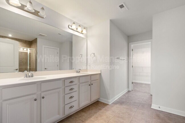 Building Photo - 4962 Durneigh Dr