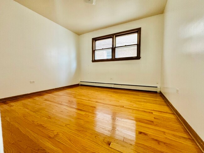 Building Photo - 4211 W 63rd St