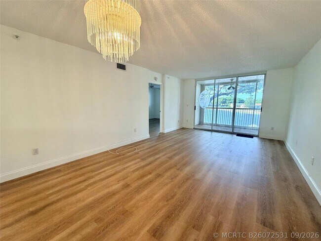 Building Photo - 9587 Weldon Cir