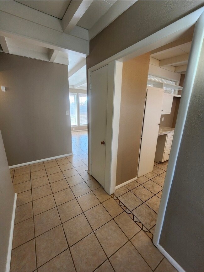 Building Photo - 3 bed 2 bath with 1 car carport