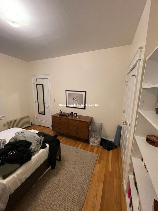 Building Photo - 76 Quint Ave