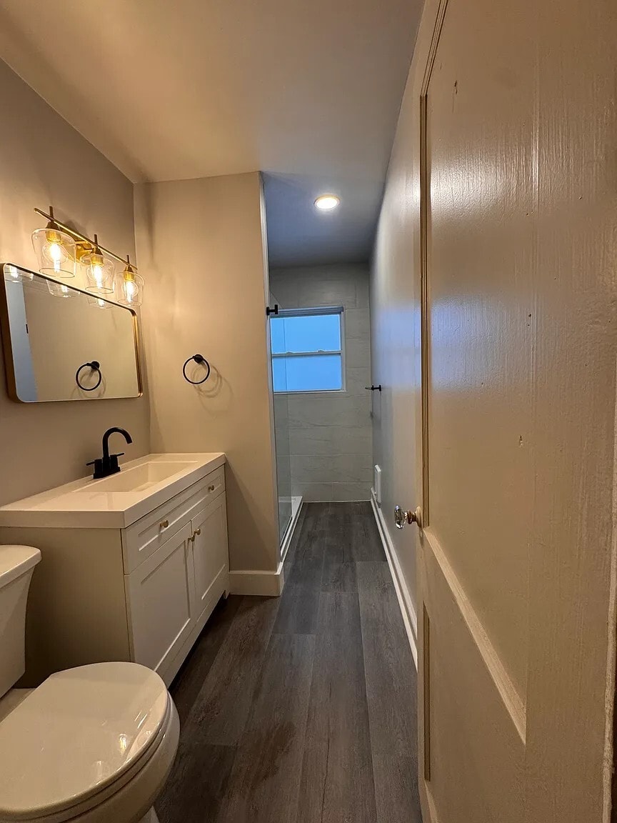 Building Photo - 22 Lawler St