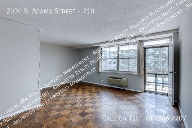 Building Photo - 2030 N Adams St