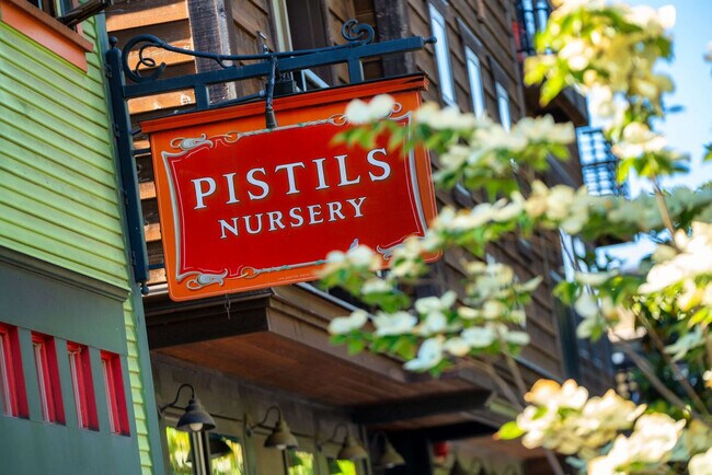 Building Photo - 1235 N Prescott St