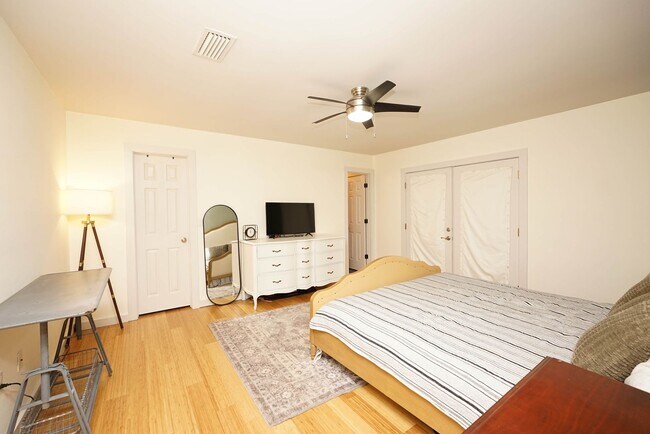 Building Photo - Great Location in Niceville