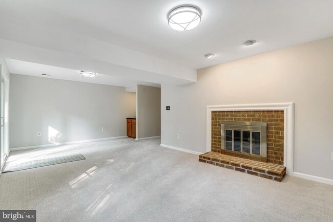 Building Photo - 2131 Kings Mill Ct