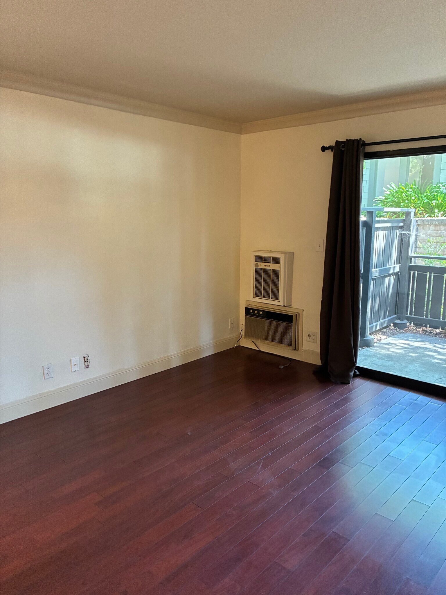 Building Photo - 1457 Marchbanks Dr