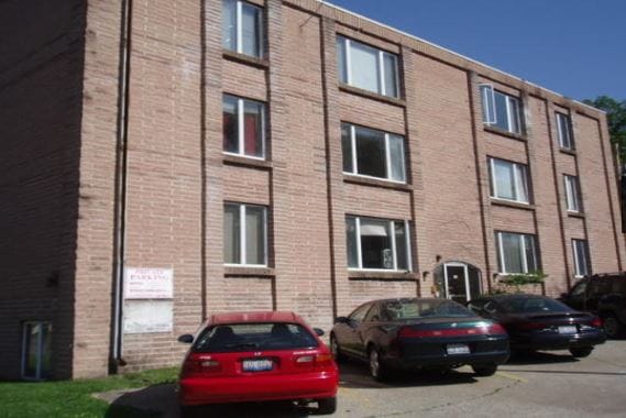 Building Exterior - 505 W Springfield Ave