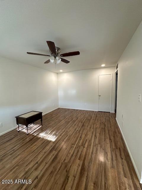 Building Photo - 2136 E Betty Elyse Ln