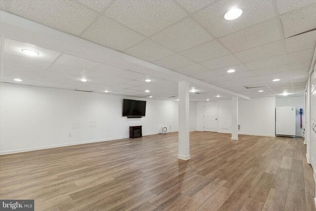 Building Photo - 476 Nob Hill Rd