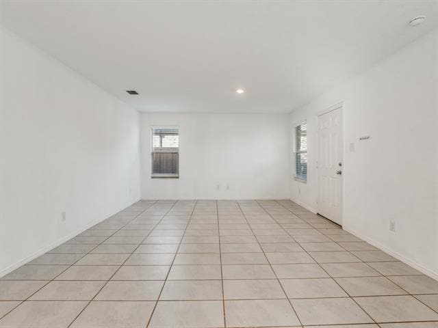 Building Photo - 14008 Earlham St