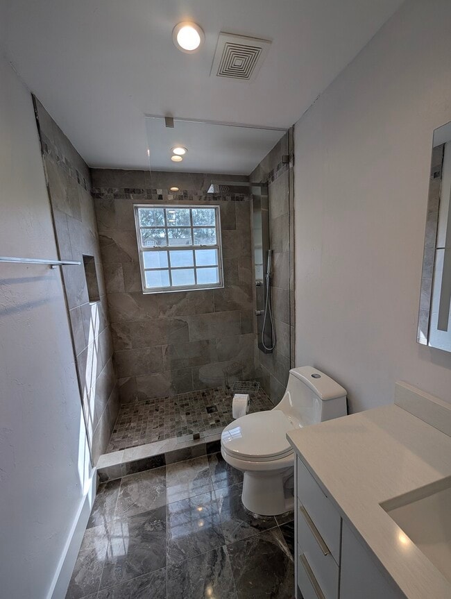 Building Photo - 9780 SW 52nd Rd