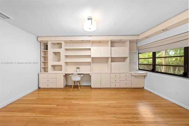 Building Photo - 4590 Adams Ave