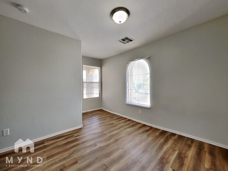 Building Photo - 1508 E Atlanta Ave