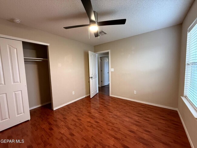 Building Photo - 14036 Volcanic Rock Dr