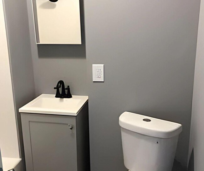 Building Photo - 9918 Sandusky Ave