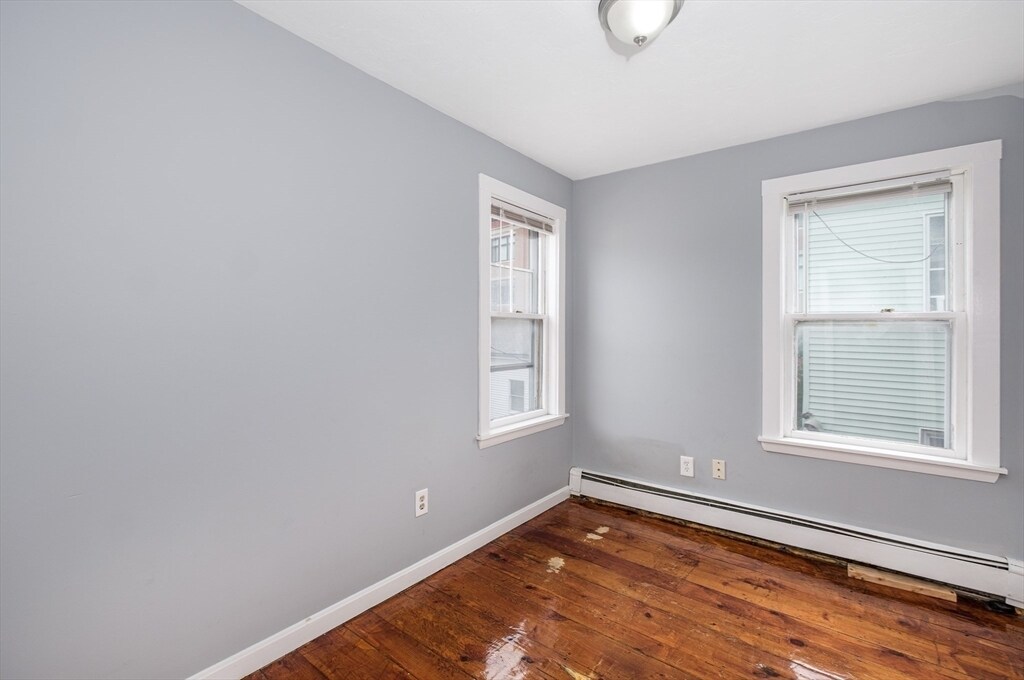 Building Photo - 10 Kilby St