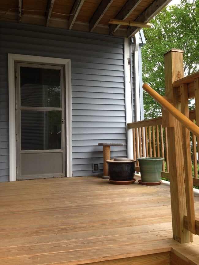 Building Photo - 173/175 Whitman Ave