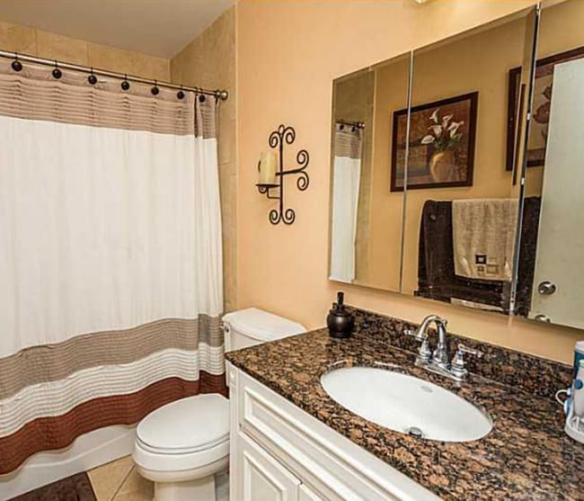 Building Photo - 9910 SW 73rd St