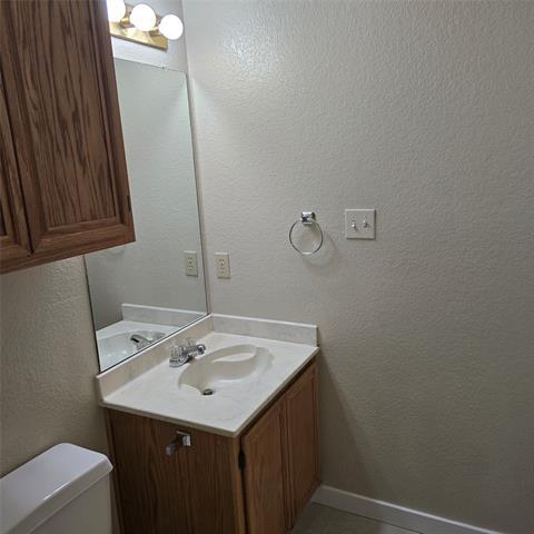 Building Photo - 7905 Flowertree Ct
