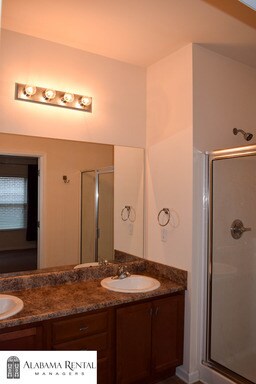 Building Photo - 6720 Southern Trace Cir