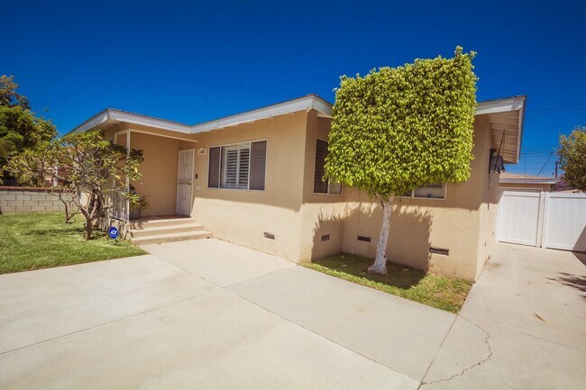 Building Photo - 11433 Littchen St