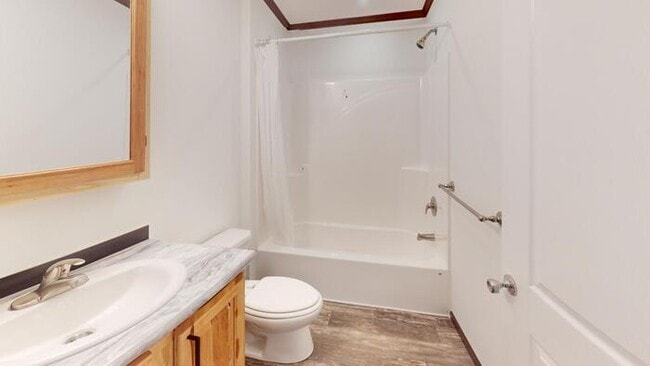 Building Photo - 133 Northwest Dr