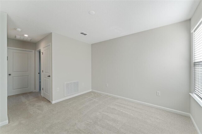 Building Photo - 1178 Cascade Dr