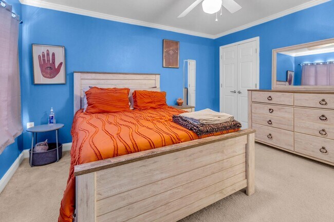 Building Photo - 512 Wingspan Way