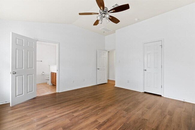 Building Photo - 1310 Alpine Mountain Dr