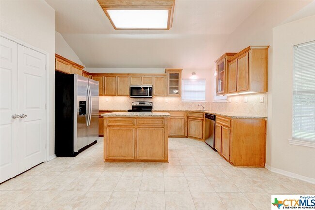 Building Photo - 4703 Mildred Ave