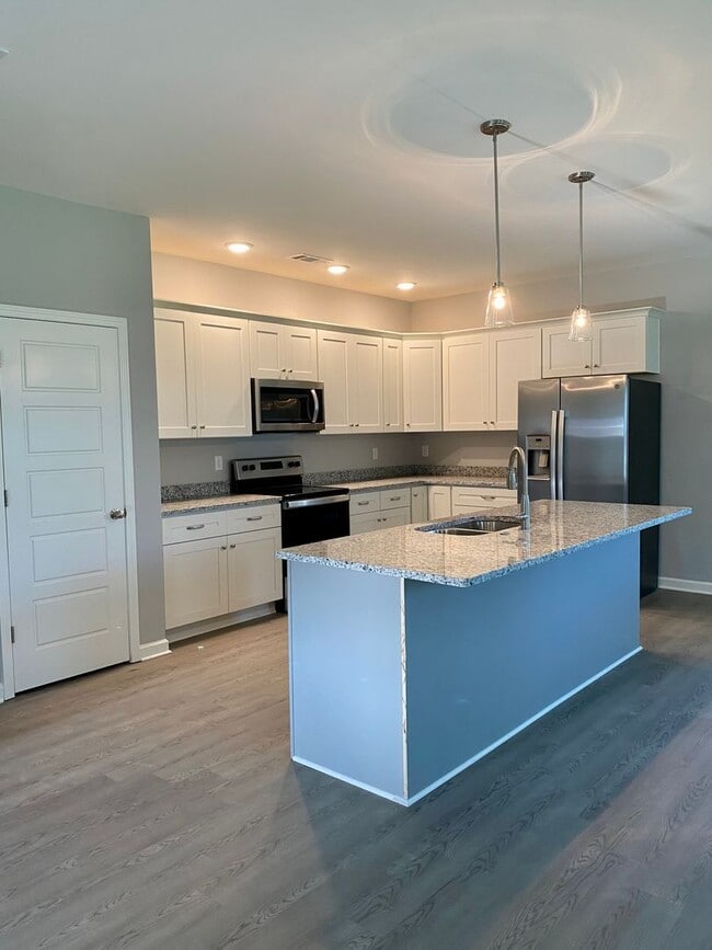 Building Photo - 4 bed, 2 bath in Atoka built in 2022