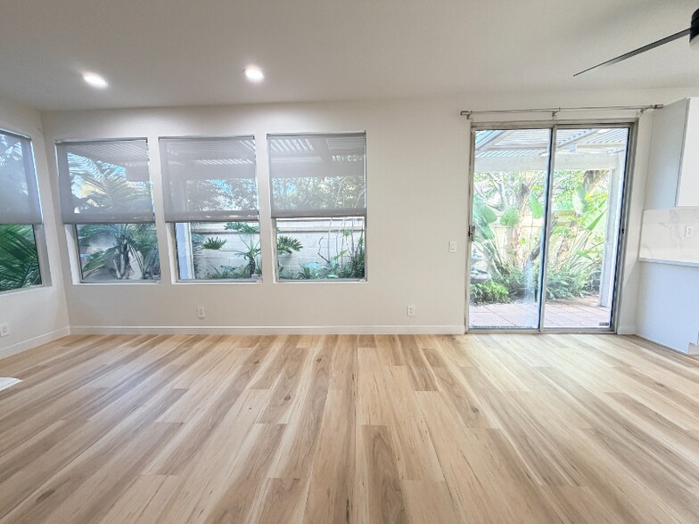 Building Photo - 8136 Constantine Dr