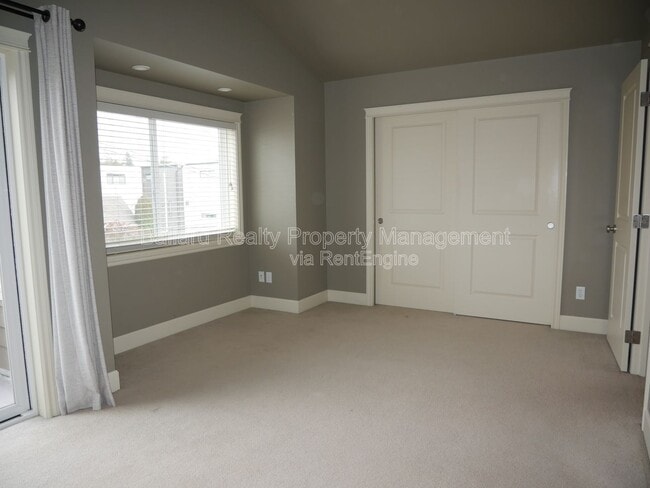 Building Photo - 1415 NW 61st St