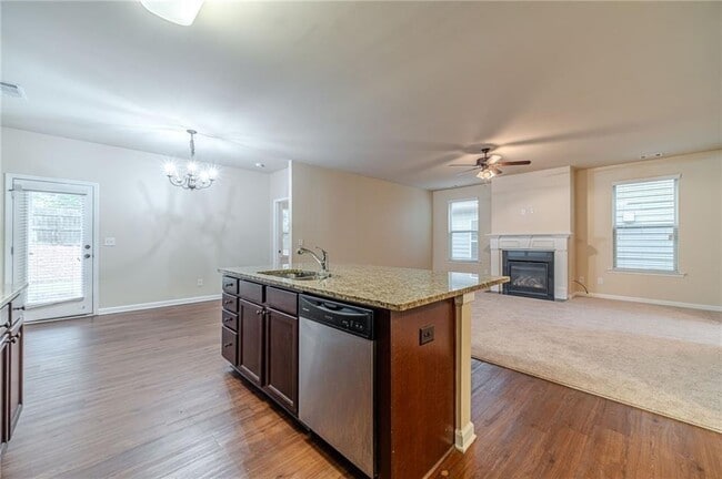 Building Photo - 2139 Baywood Tree Ln SW