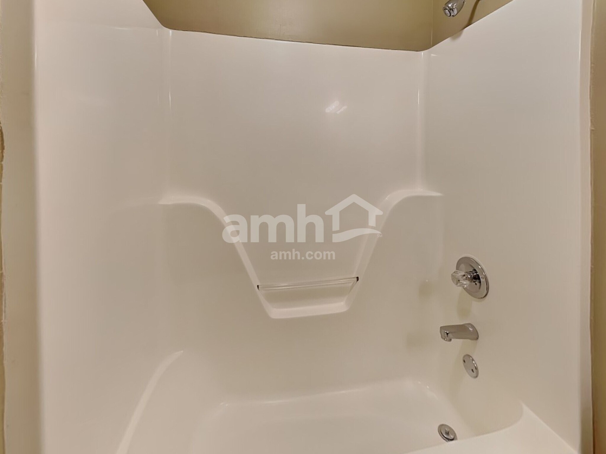 Building Photo - 2002 Woods Run