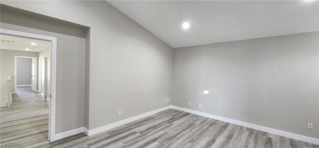 Building Photo - 3335 Commendation Dr