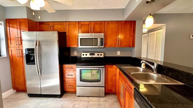 Building Photo - 3119 Millwood Terrace