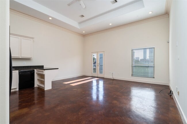 Building Photo - 5801 Winsome Ln