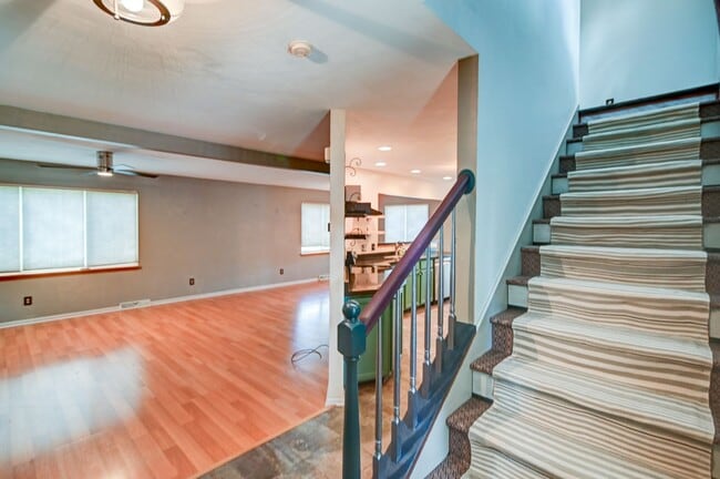 Building Photo - 1398 Prairie Rose Dr