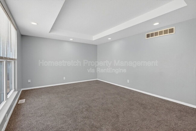 Building Photo - 2515 Valley Brook Dr