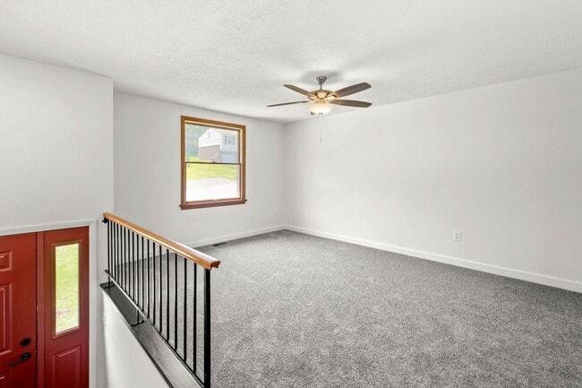 Building Photo - AVAILABLE JULY 1ST! Don't miss this STUNNING & UPDATED 3 bedroom in Baldwin!